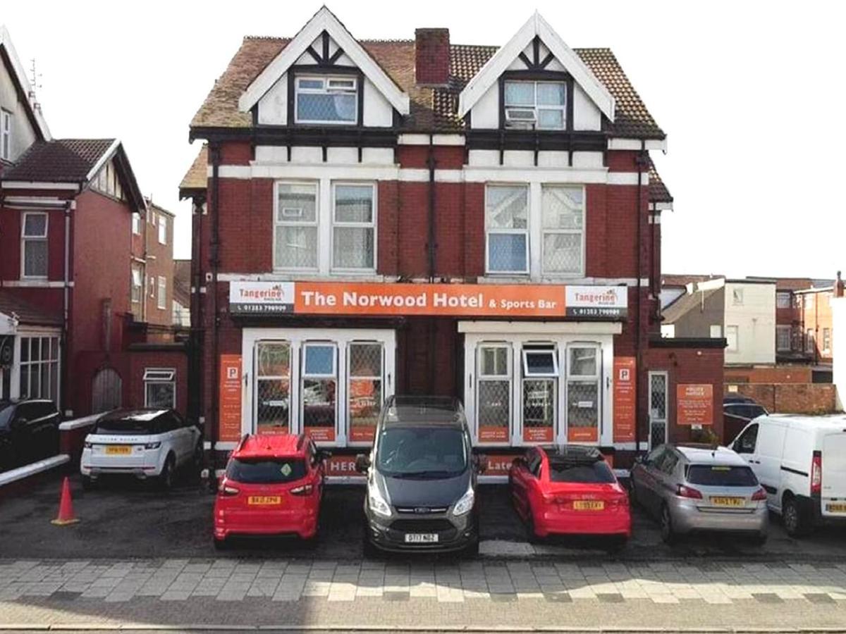 The Norwood Hotel For Groups-Blackpool Party Weekends (Adults Only), Blackpool