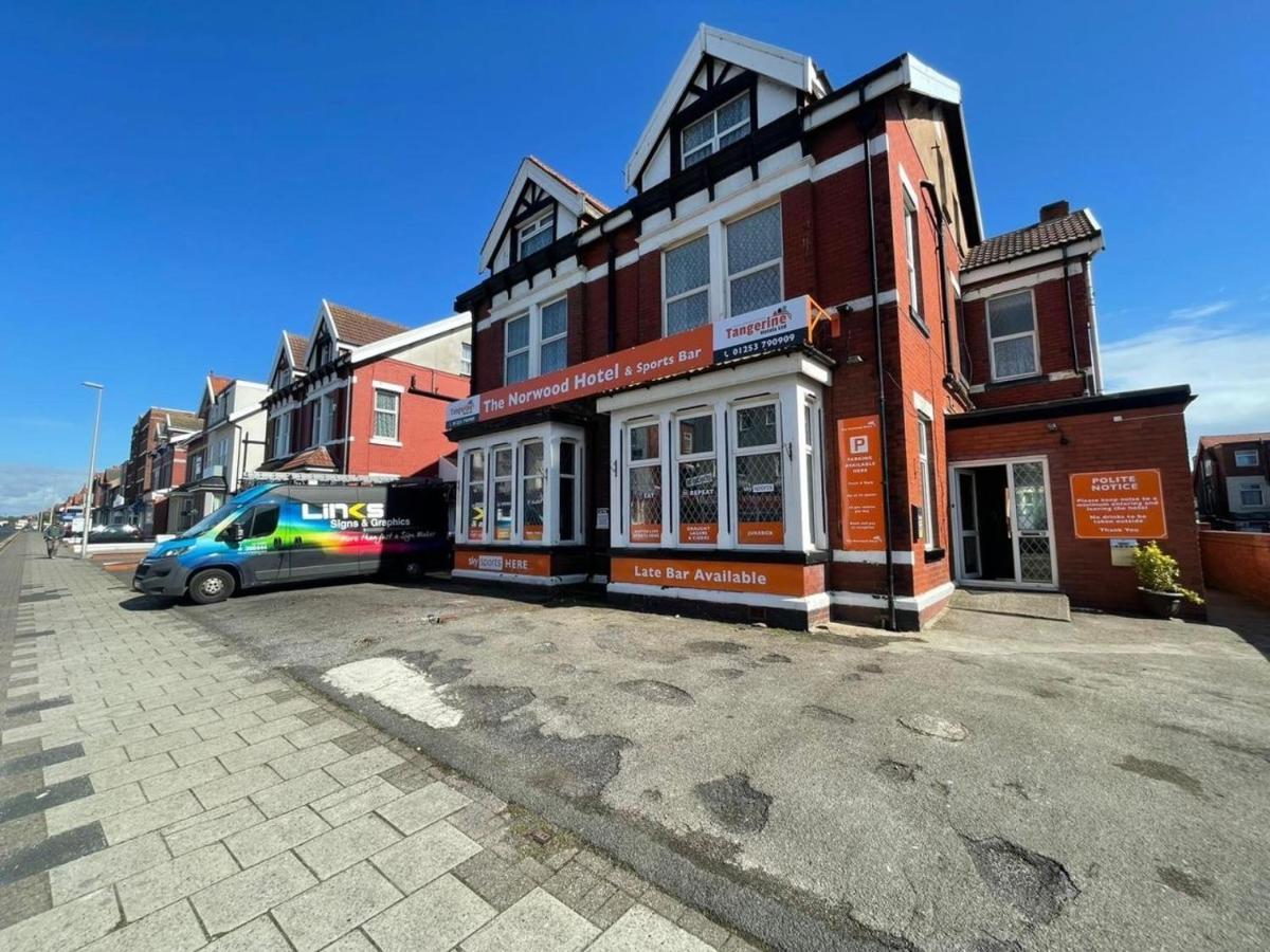 The Norwood Hotel For Groups-Blackpool Party Weekends (Adults Only) — Photos 1